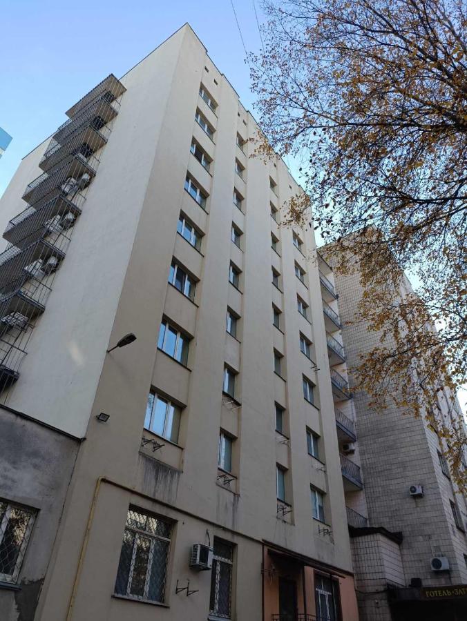 Hostel Krone Gok Zatishok Kyiv Exterior foto